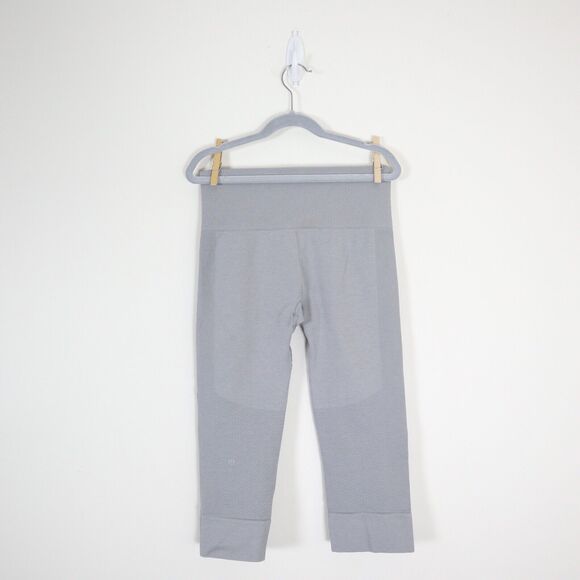 Lululemon Size 4 Seamlessly Street Crop Heathered Medium Grey Leggings - Picture 9 of 12